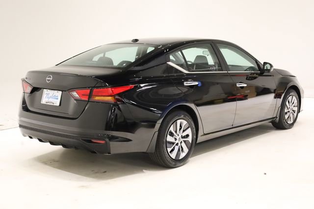 Used 2025 Nissan Altima 2.5 S image 4