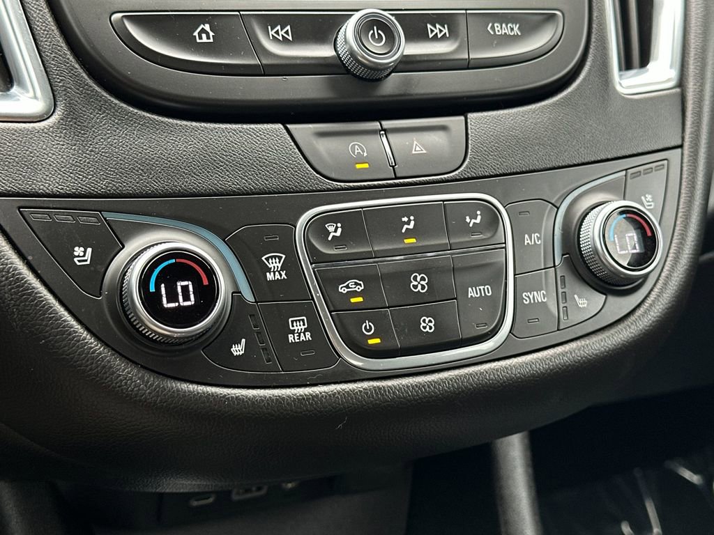 Used 2024 Chevrolet Malibu LT image 23