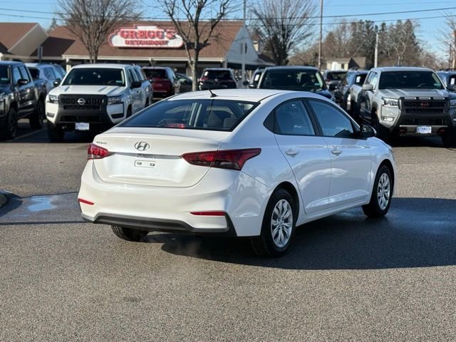 Used 2018 Hyundai Accent SE image 4