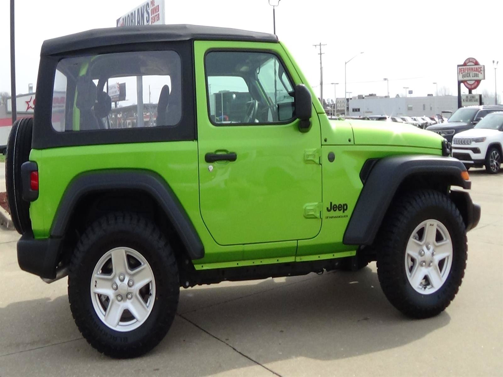 Certified 2025 Jeep Wrangler Sport AWD/4WD image 5