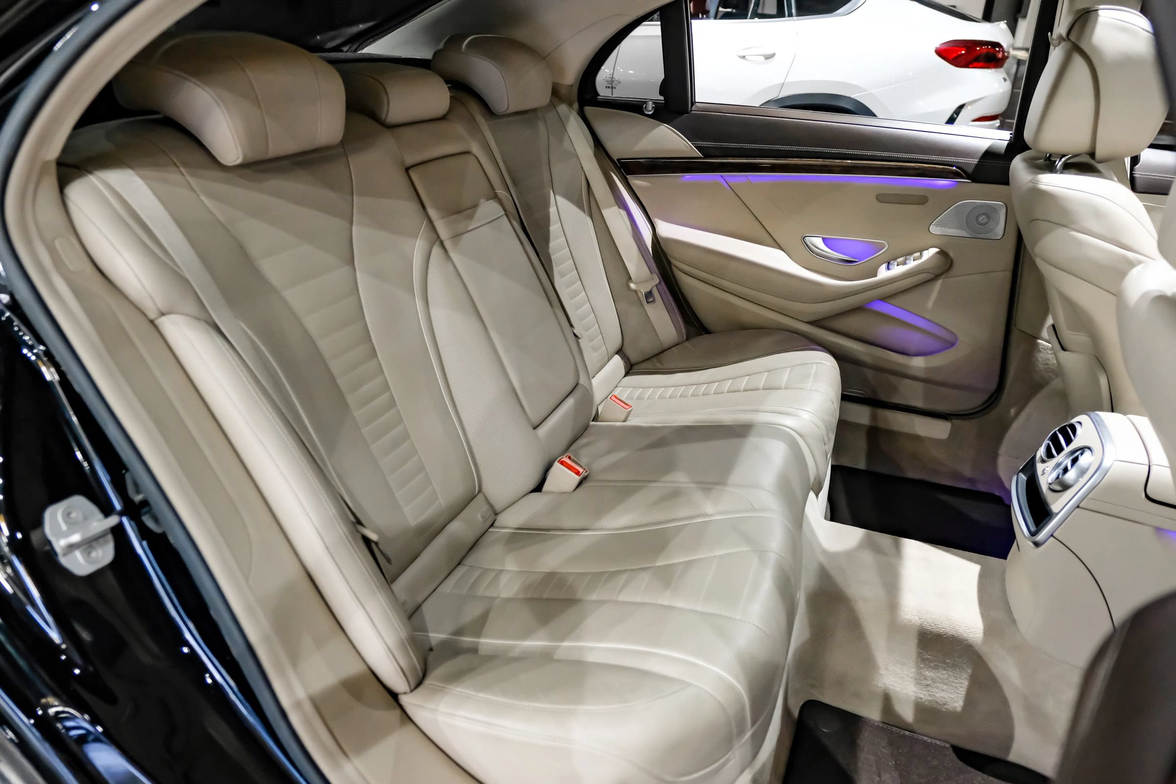Used 2016 Mercedes-Benz S 550 Sedan image 39