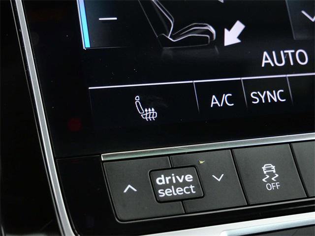 Used 2025 Audi Q7 3.0T Premium Plus image 23