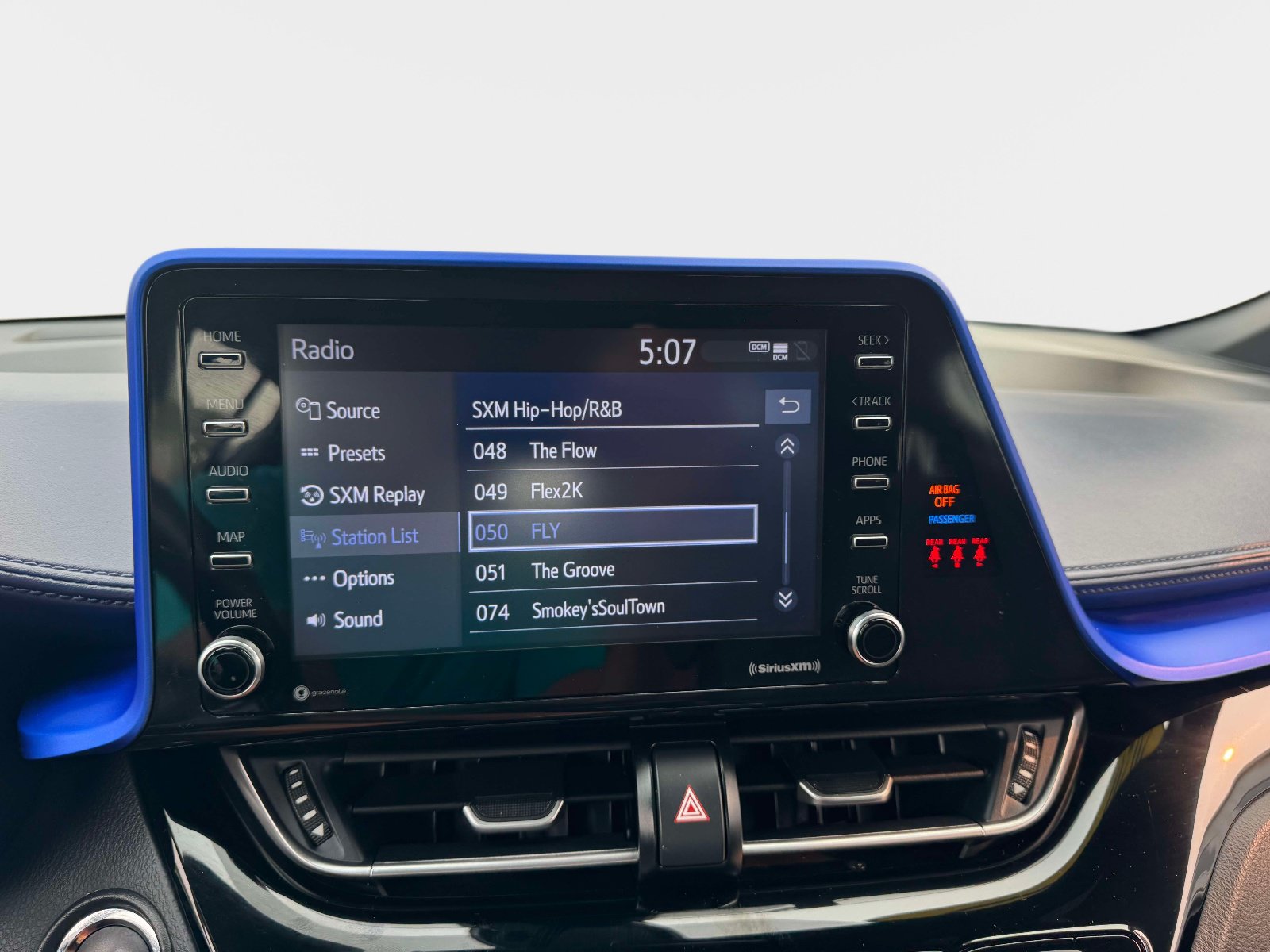 Certified 2020 Toyota C-HR XLE FWD image 29