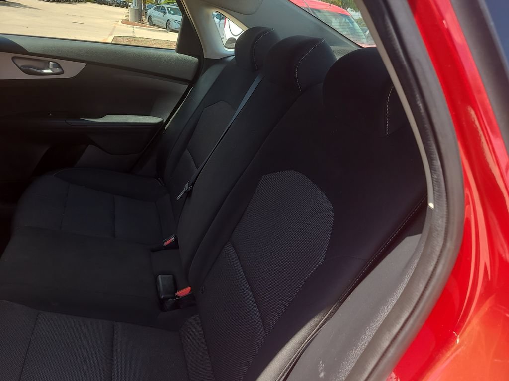Used 2024 Kia Forte LXS FWD image 9