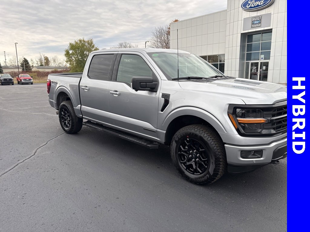 New 2025 Ford F150 XLT w/ Equipment Group 302A MID image 9