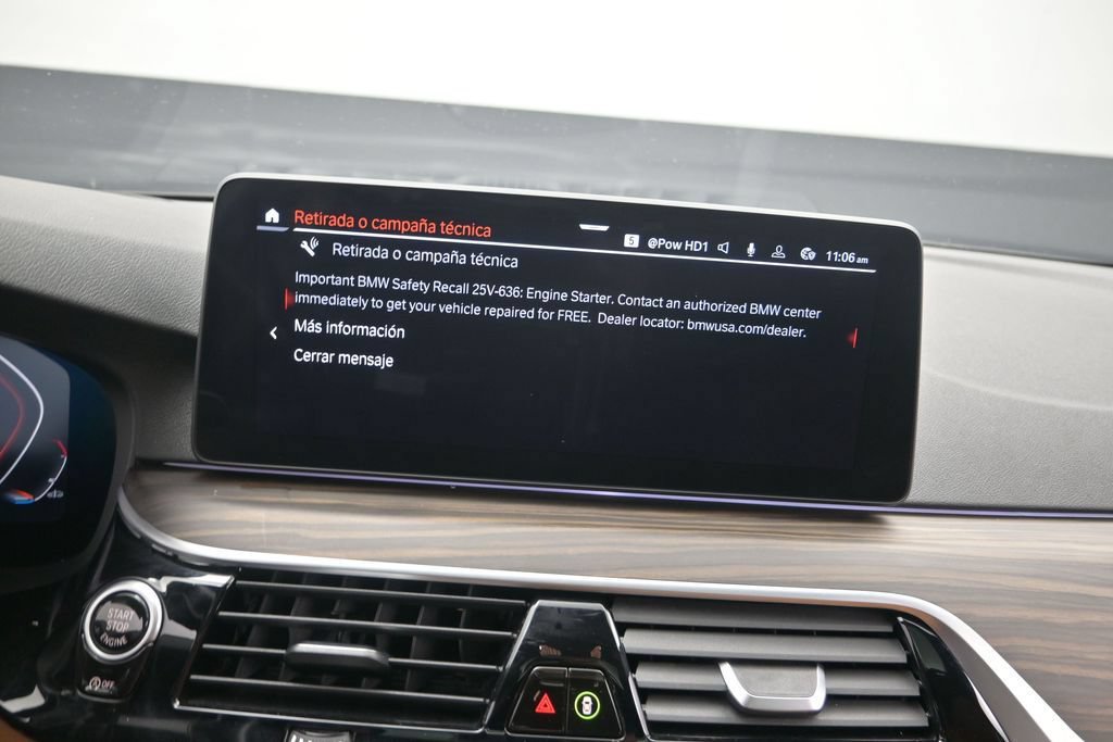Used 2021 BMW 530i w/ Premium Package RWD image 13
