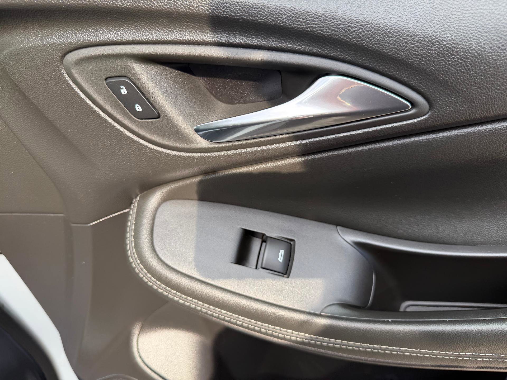 Certified 2024 Buick Encore GX Preferred w/ Comfort Package image 41