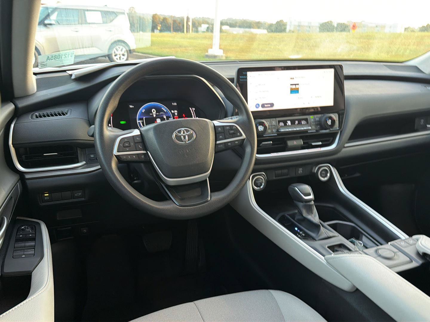Certified 2025 Toyota Grand Highlander AWD Hybrid image 19