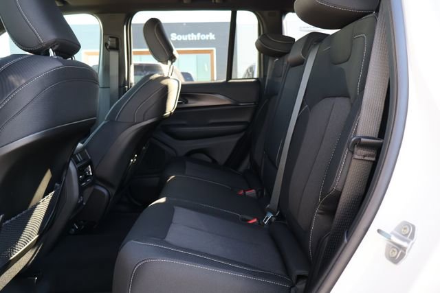 New 2026 Jeep Grand Cherokee Laredo X image 10