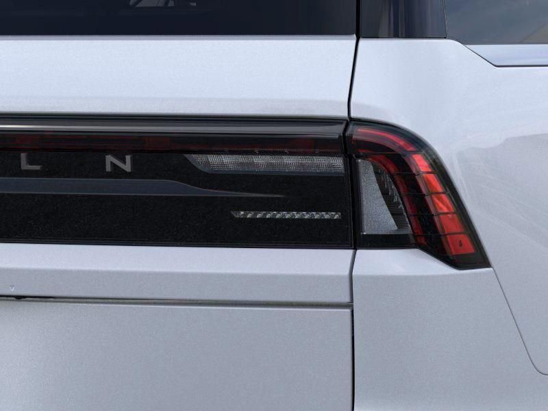 New 2025 Lincoln Navigator Reserve image 21