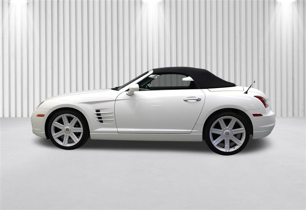 Used 2005 Chrysler Crossfire Limited RWD image 7