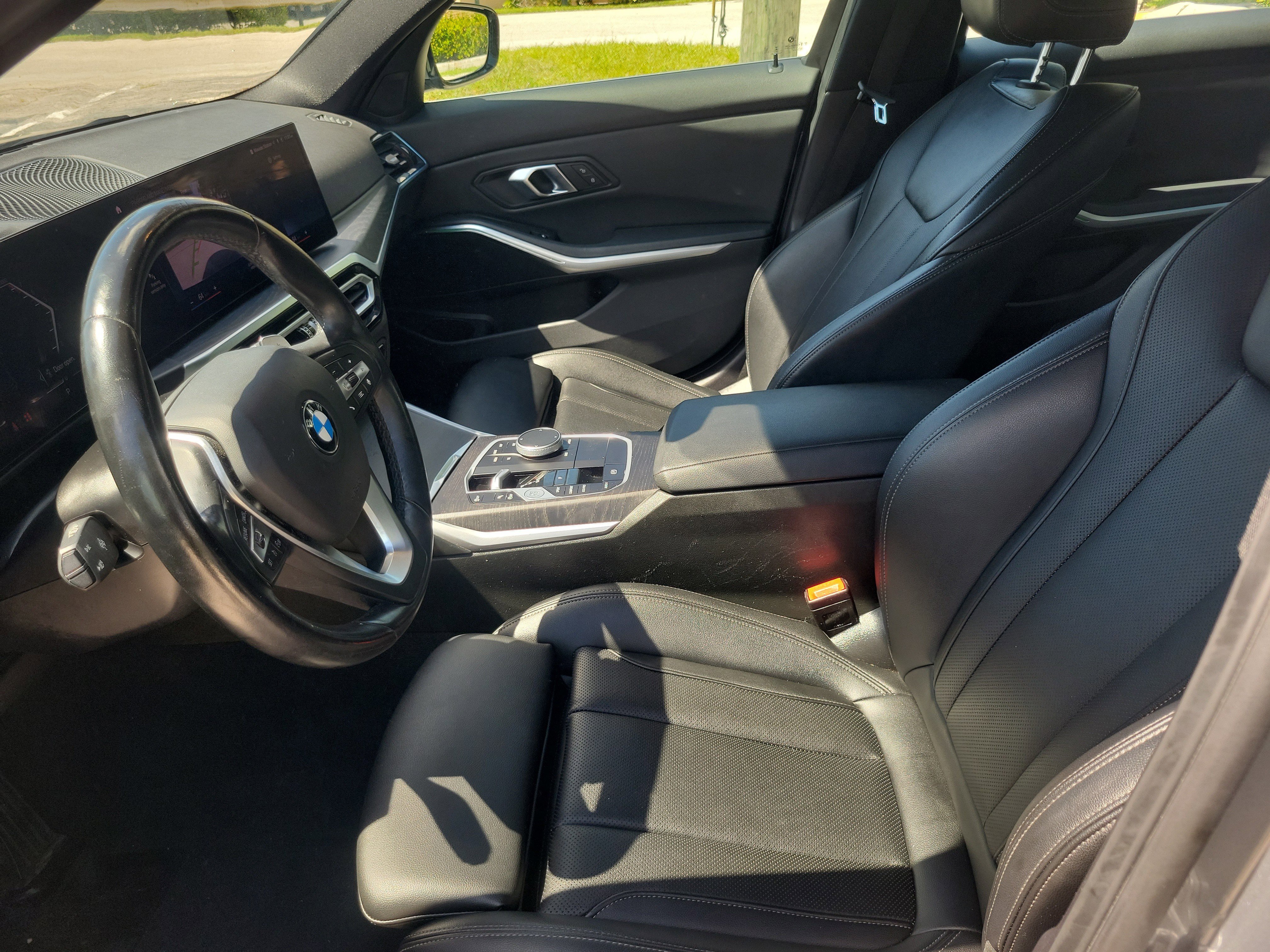 Used 2024 BMW 330i Sedan RWD image 15