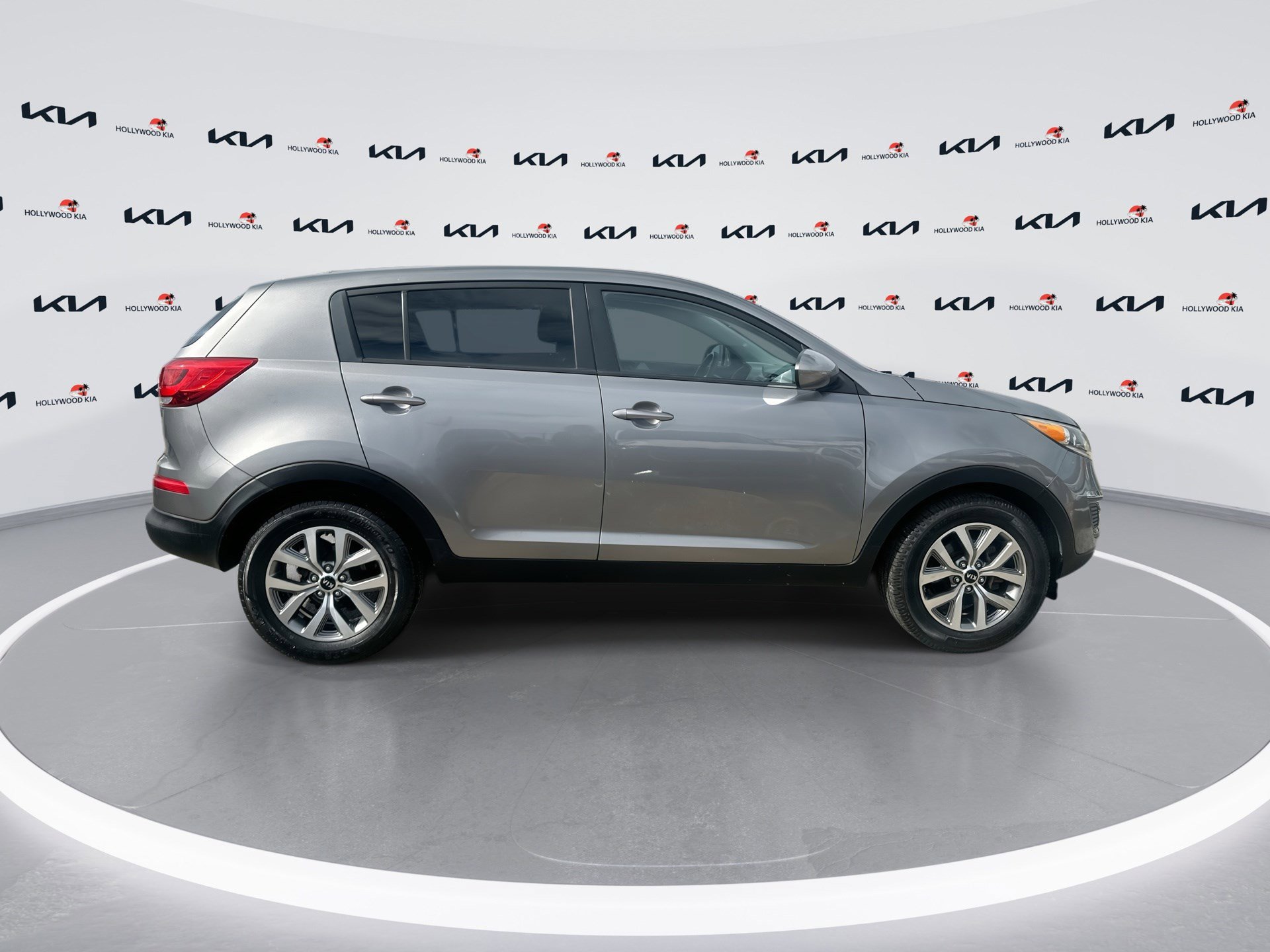 Used 2015 Kia Sportage LX image 9