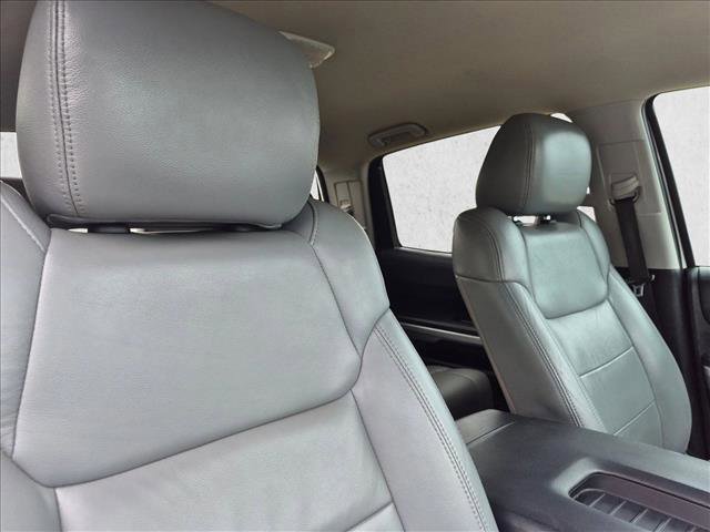 Used 2017 Toyota Tundra SR5 w/ SR5 Upgrade Package AWD/4WD image 17
