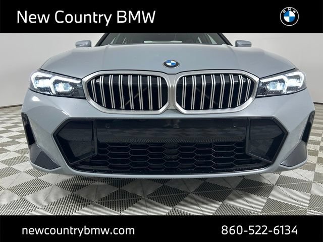Used 2026 BMW 330i xDrive Sedan w/ M Sport Package AWD/4WD image 27