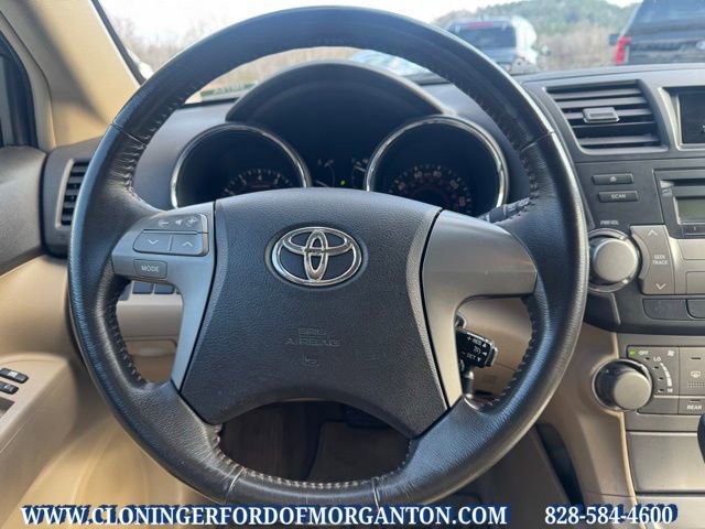 Used 2010 Toyota Highlander 4WD image 17