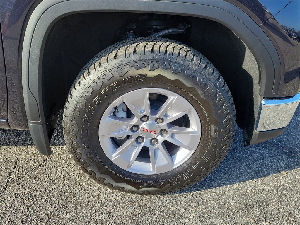 New 2025 GMC Sierra 1500 SLE image 6