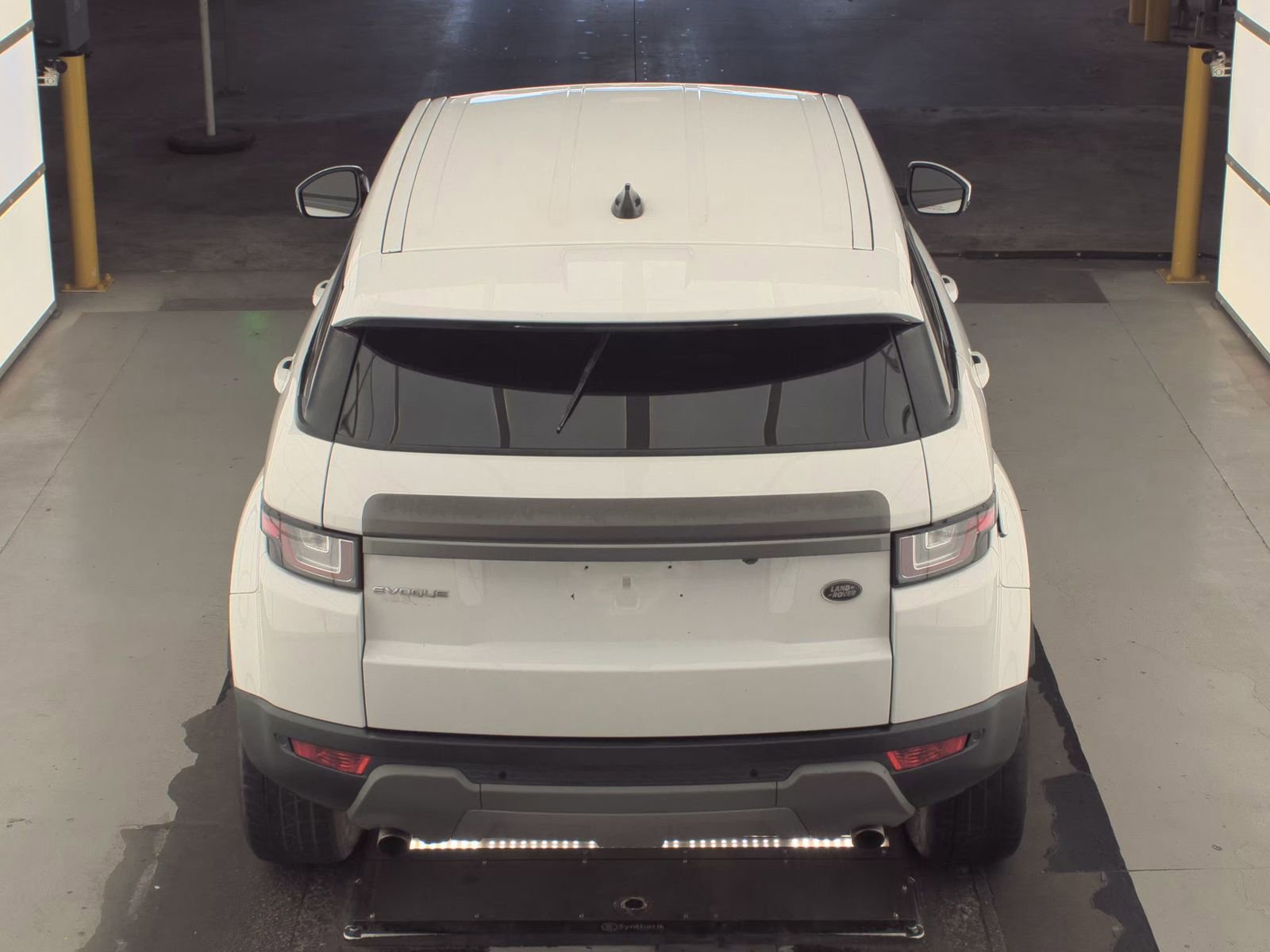 Used 2019 Land Rover Range Rover Evoque SE AWD/4WD image 10