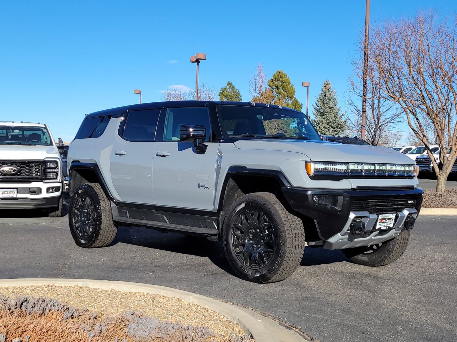 New 2026 GMC Hummer EV SUV w/ LPO, Dark Essentials Package AWD/4WD image 1