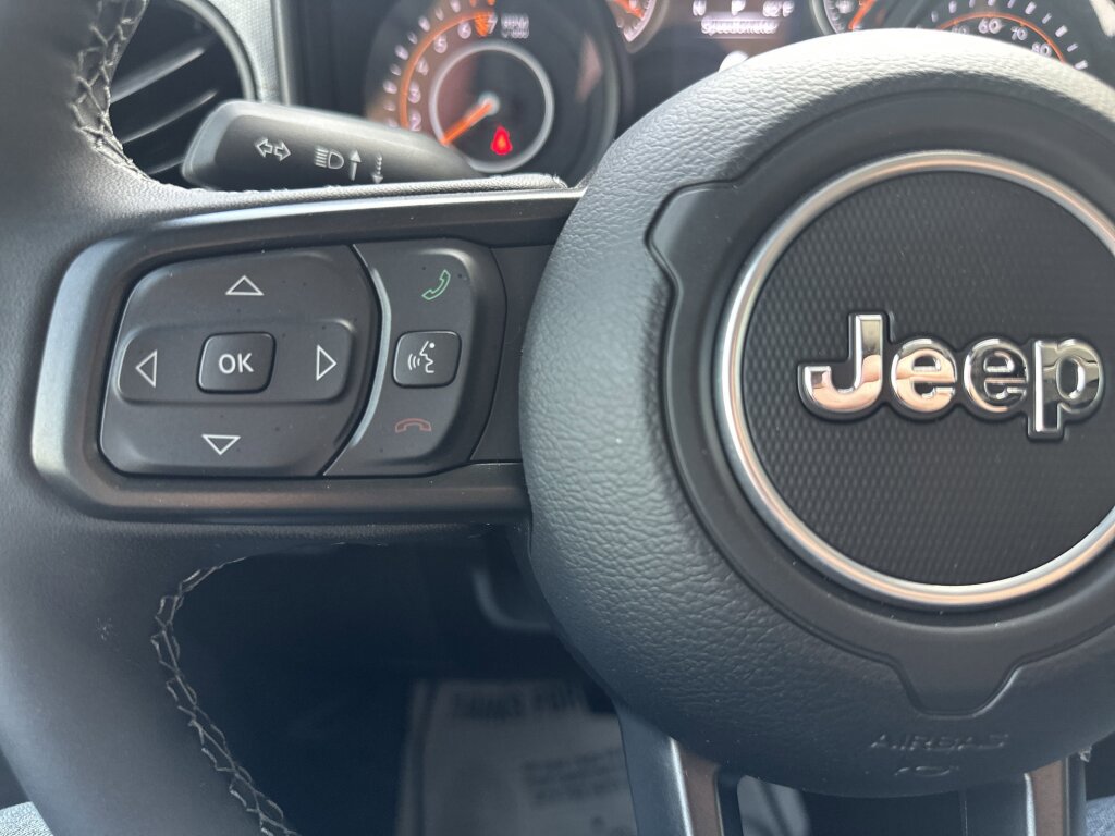 New 2025 Jeep Gladiator Sport image 18