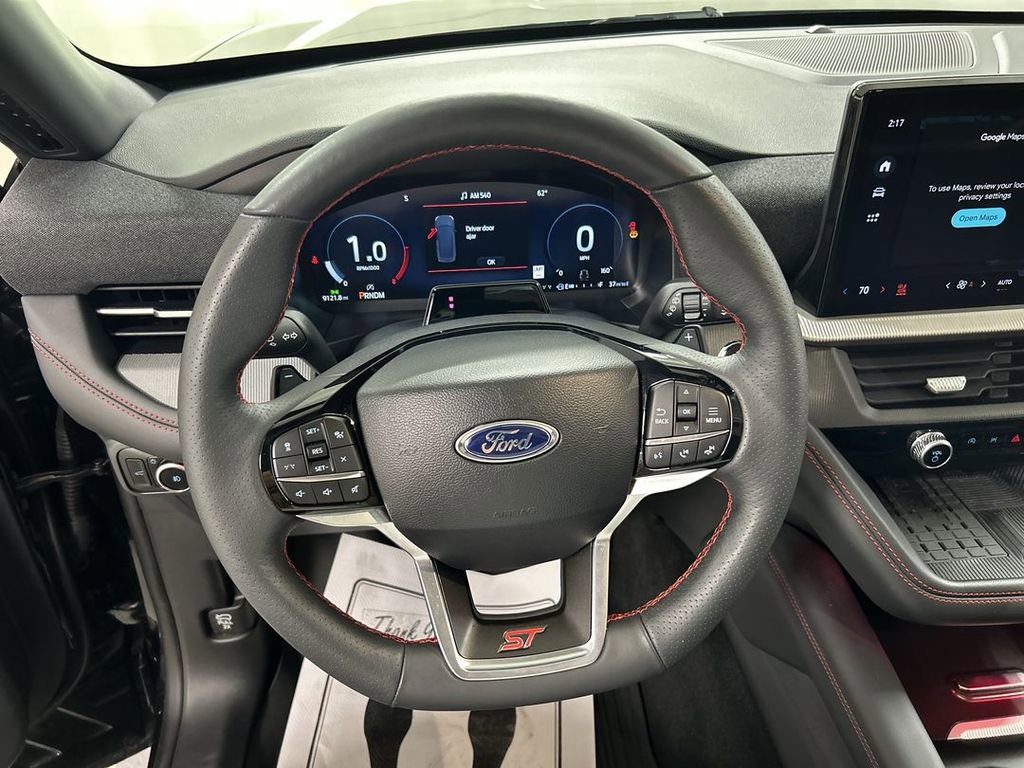 Used 2025 Ford Explorer ST w/ Sun And Sound Package AWD/4WD image 4