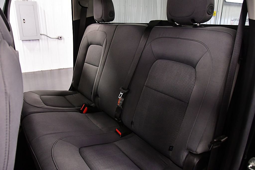 Used 2019 Chevrolet Colorado W/T w/ Custom Special Edition image 27