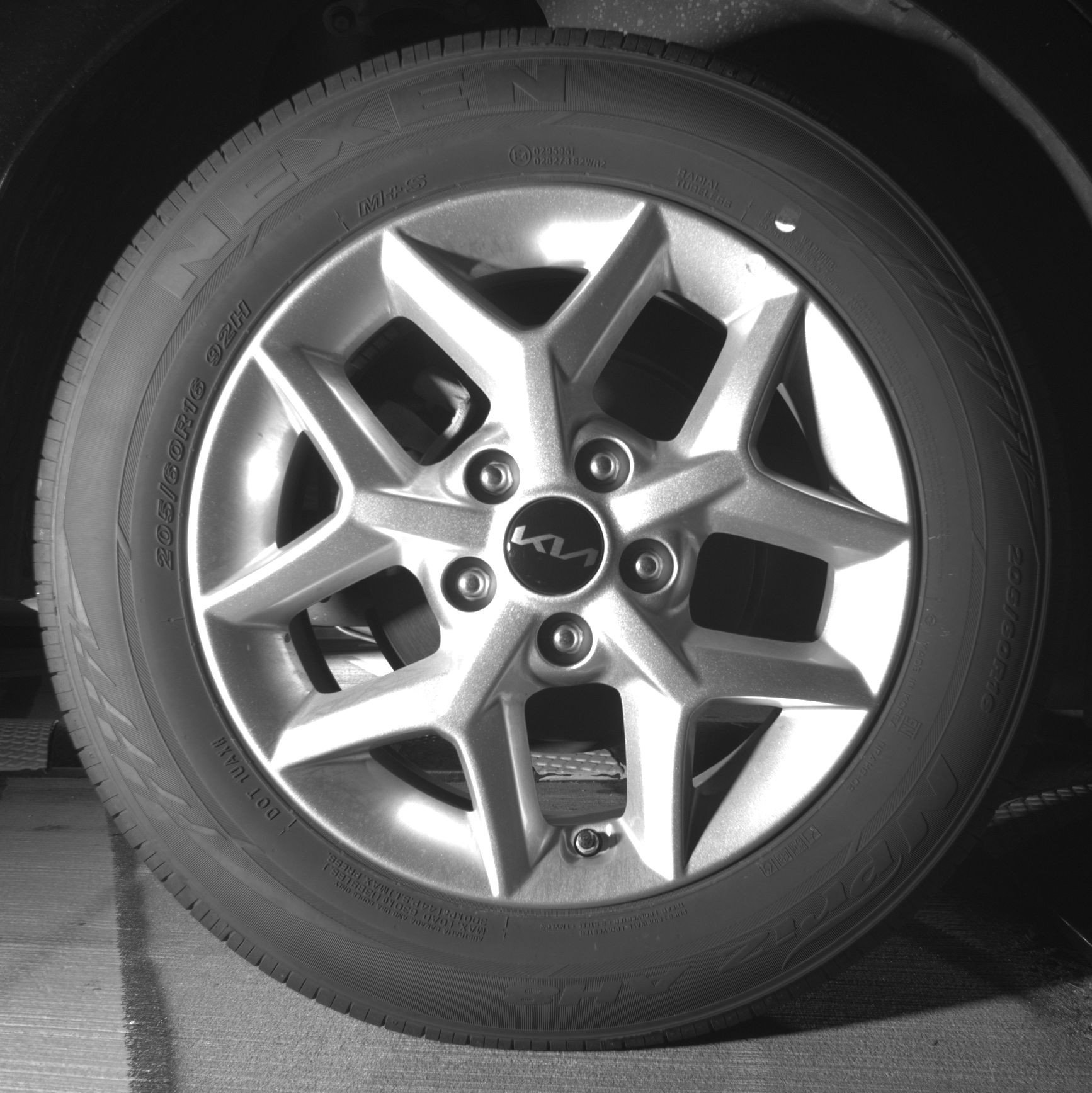 Used 2025 Kia Soul LX w/ LX Technology Package FWD image 15