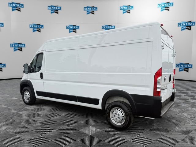 Used 2026 RAM ProMaster 2500 w/ Convenience Group FWD image 3