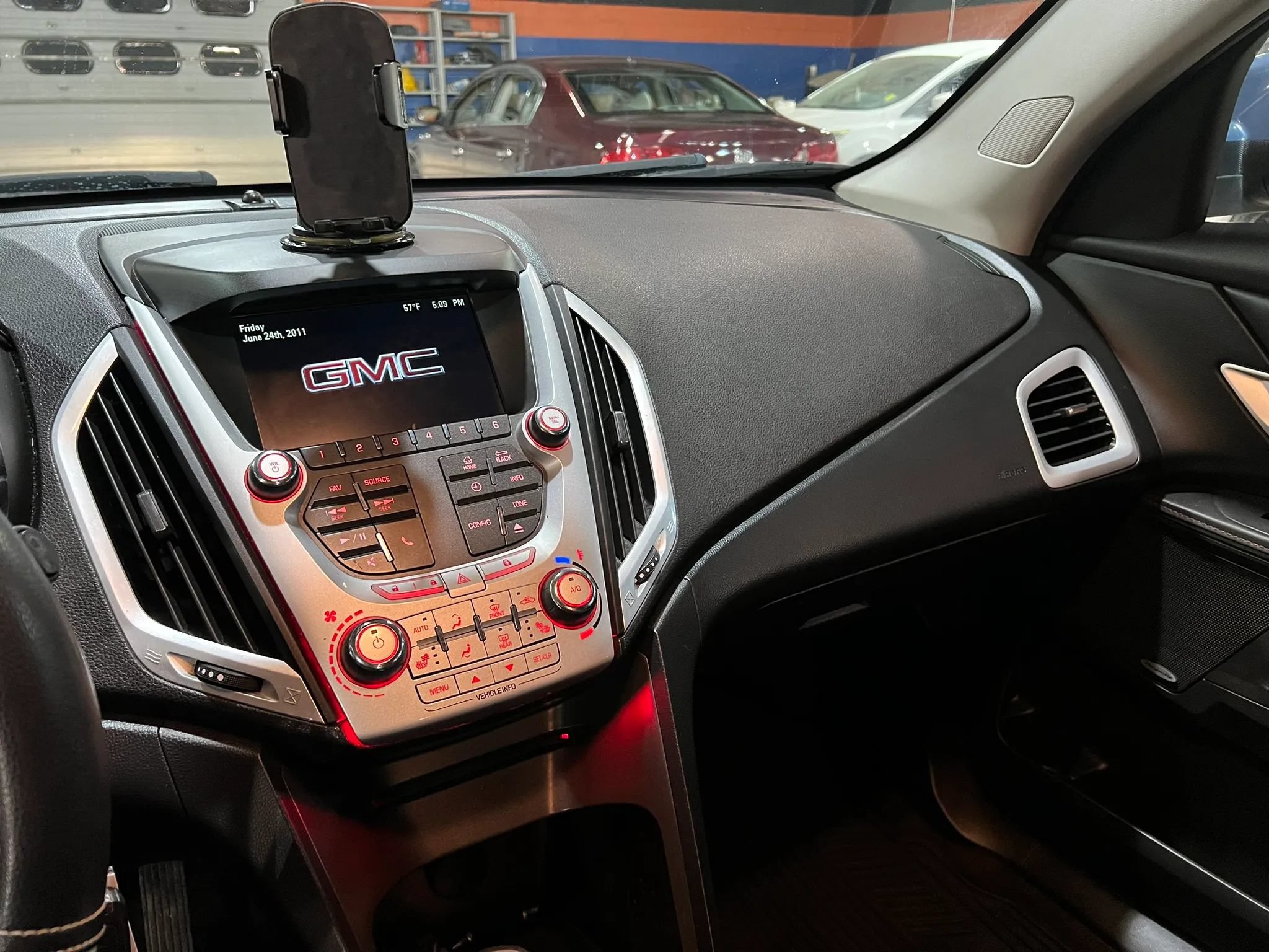 Used 2012 GMC Terrain SLE w/ Convenience Package AWD/4WD image 12