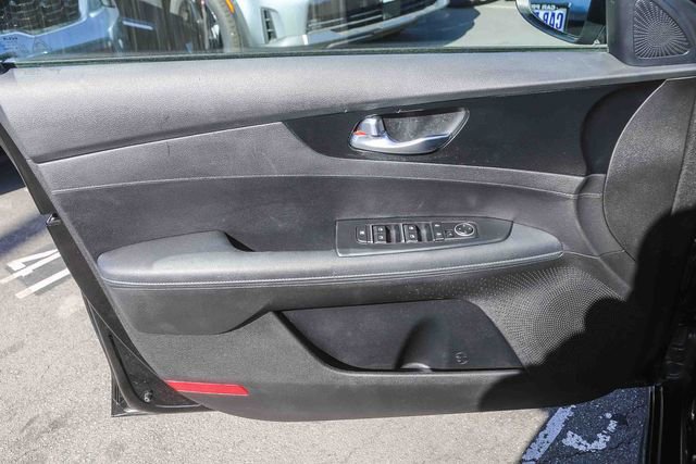 Used 2023 Kia Forte GT-Line w/ GT-Line Technology Package image 21