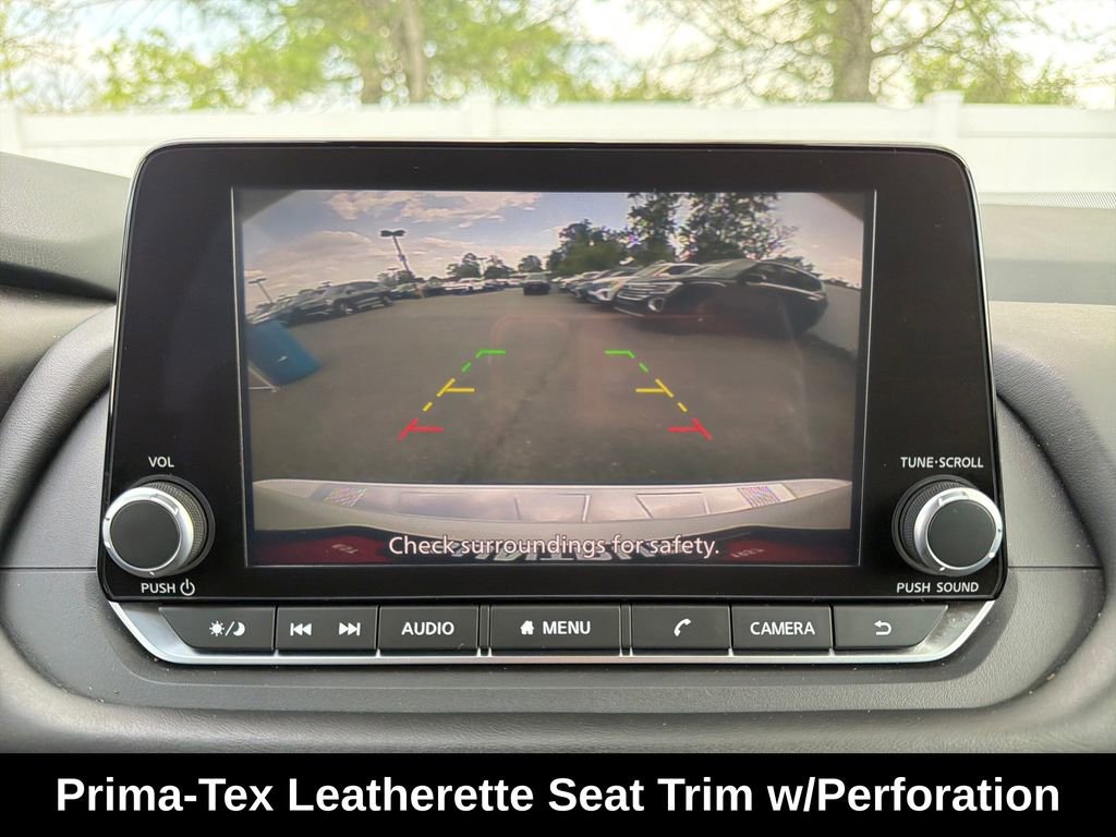 Used 2024 Nissan Rogue SV w/ SV Premium Package image 24