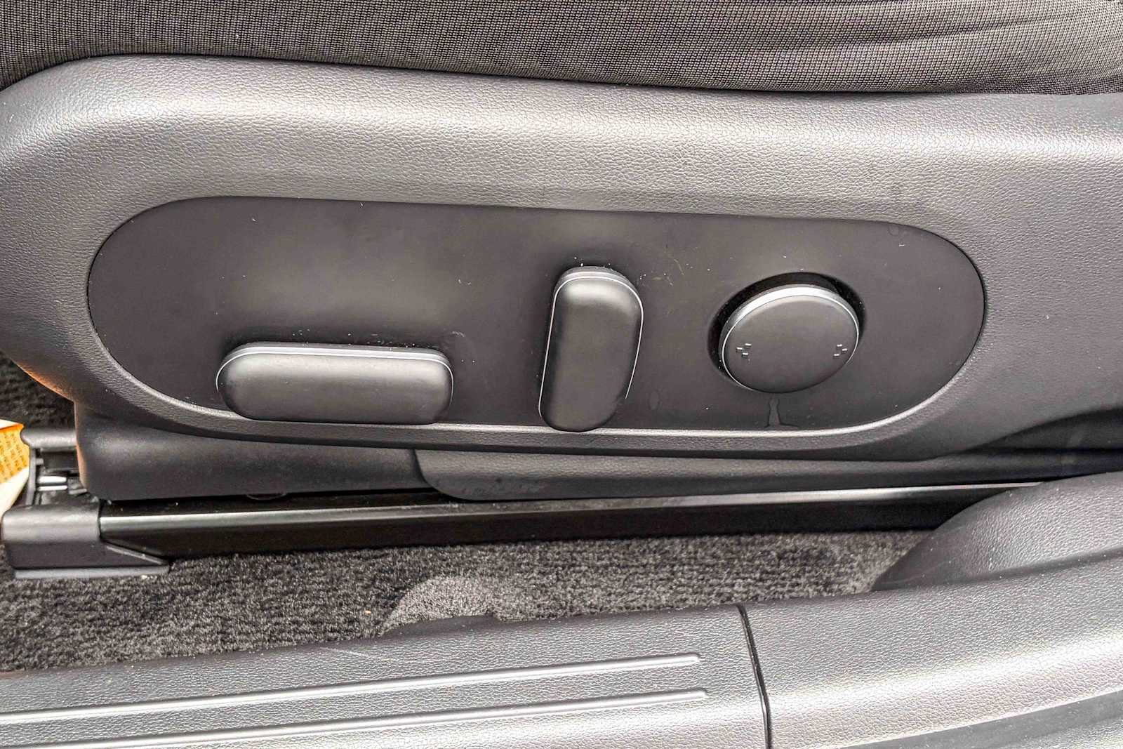 Used 2022 Hyundai Ioniq 5 SE w/ Cargo Package image 20