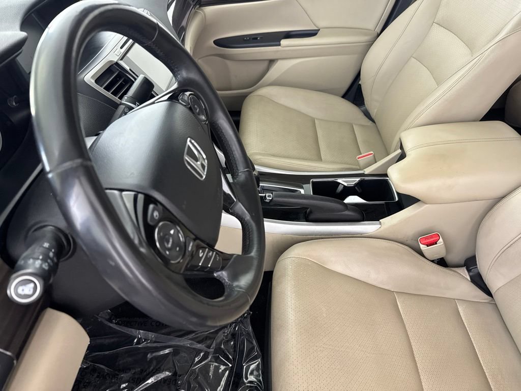 Used 2017 Honda Accord EX-L image 22