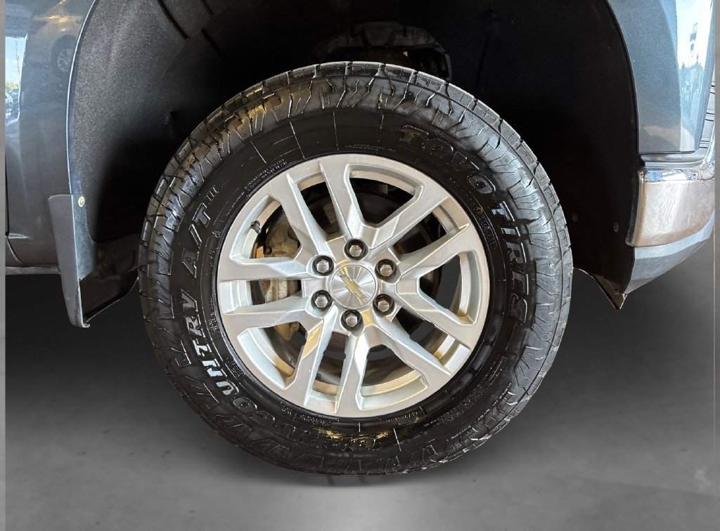 Used 2020 Chevrolet Silverado 1500 LT w/ All-Star Edition AWD/4WD image 23