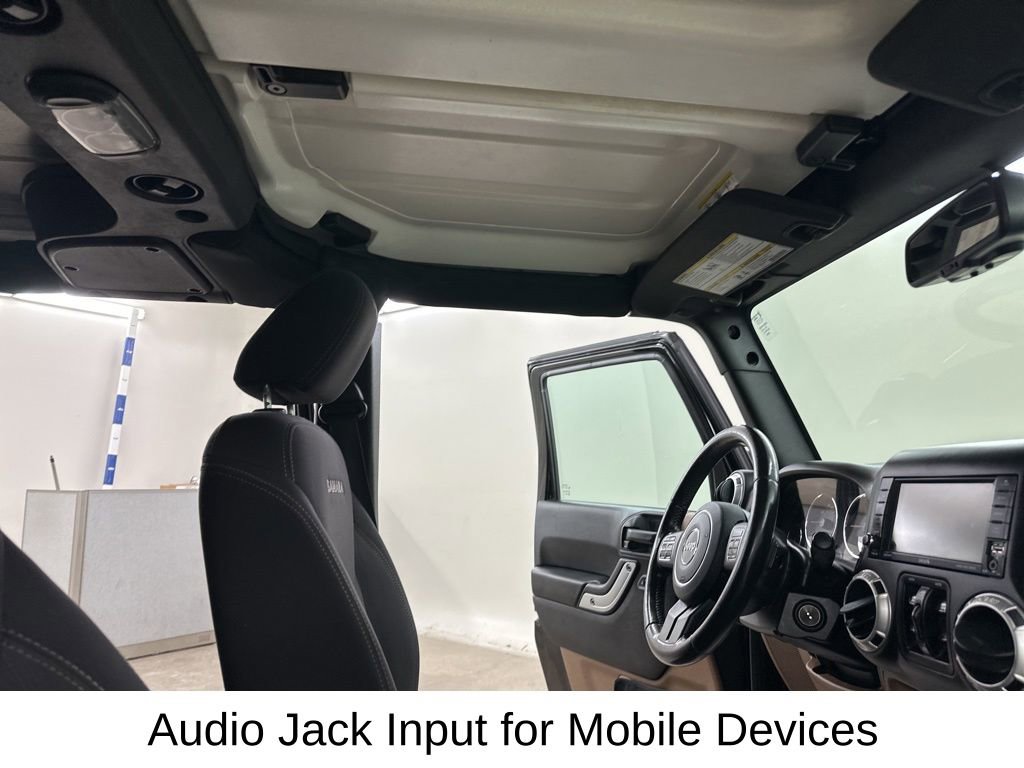 Used 2017 Jeep Wrangler Unlimited Sahara w/ Connectivity Group image 19