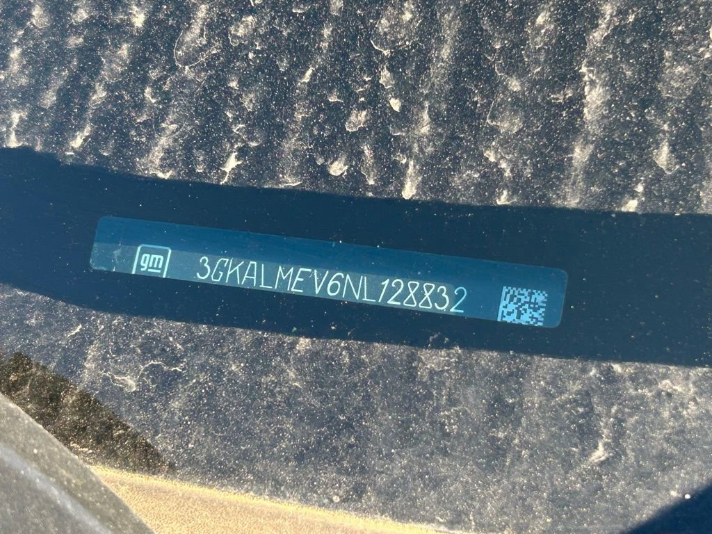 Used 2022 GMC Terrain SLE image 3