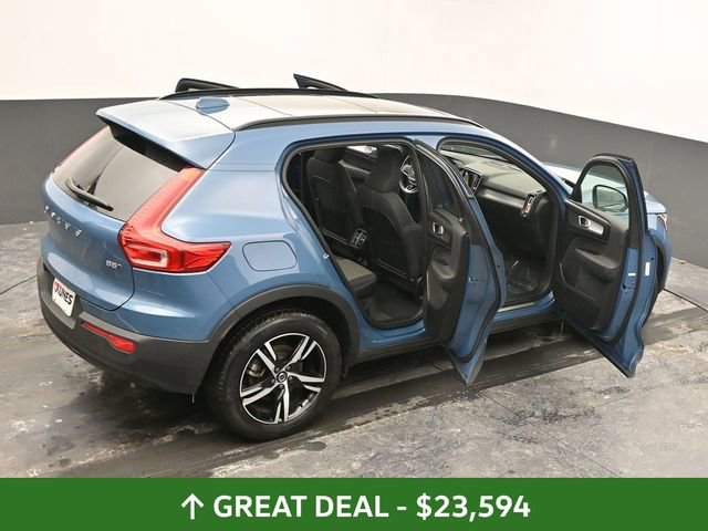 Used 2024 Volvo XC40 B5 Core image 66