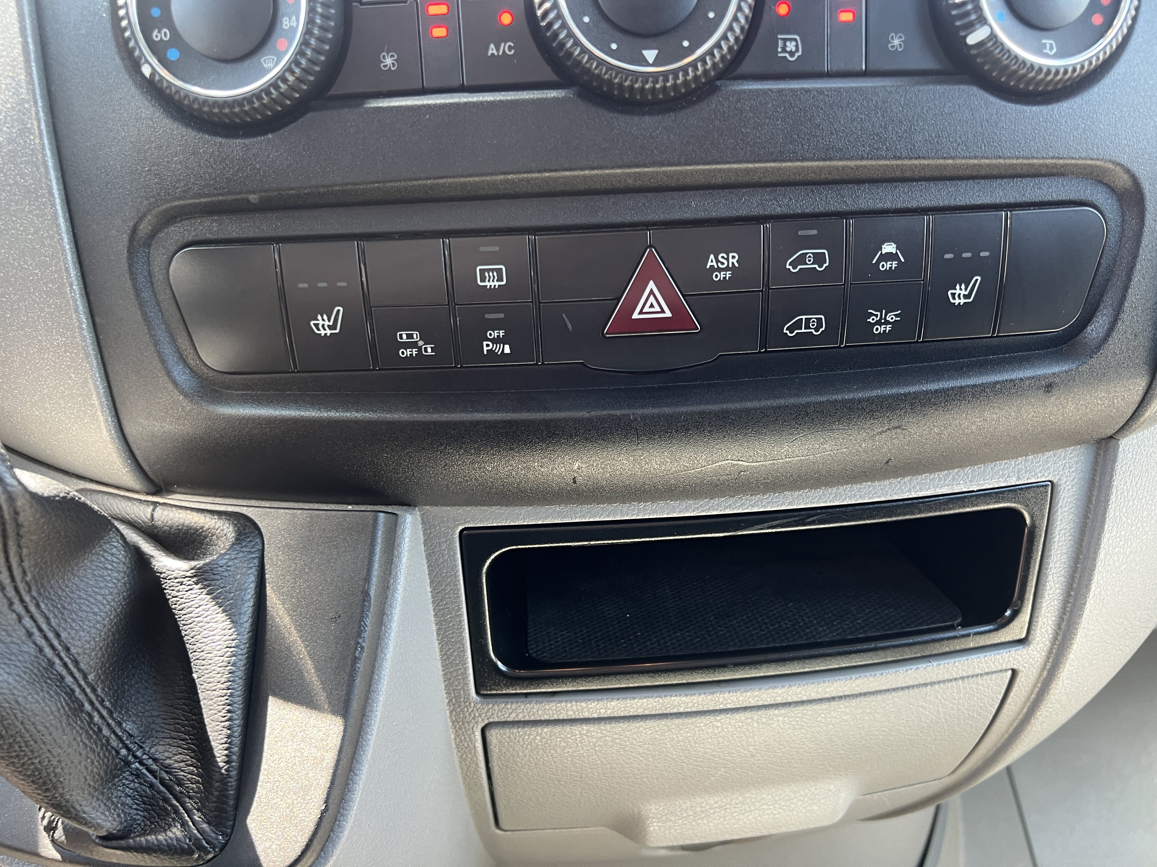 Used 2014 Mercedes-Benz Sprinter 2500 image 5