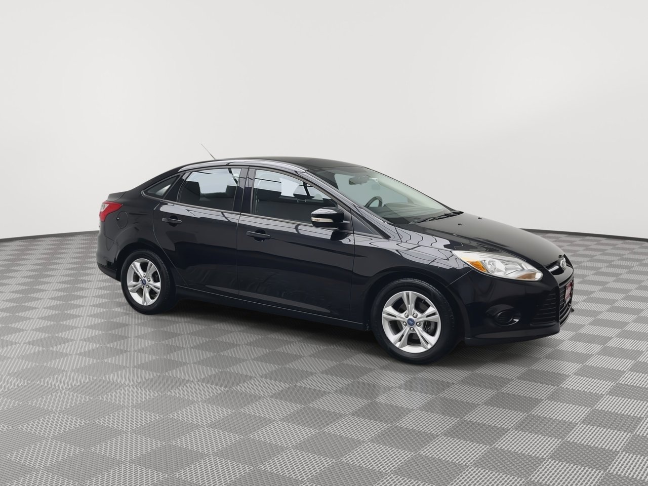 Used 2013 Ford Focus SE w/ SE Winter Pkg image 32