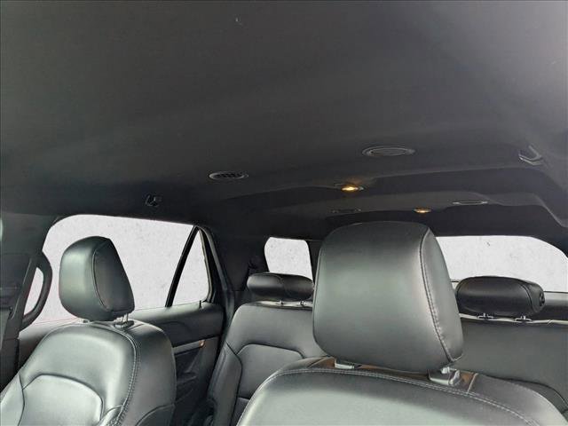Used 2019 Ford Explorer XLT w/ Equipment Group 202A image 19