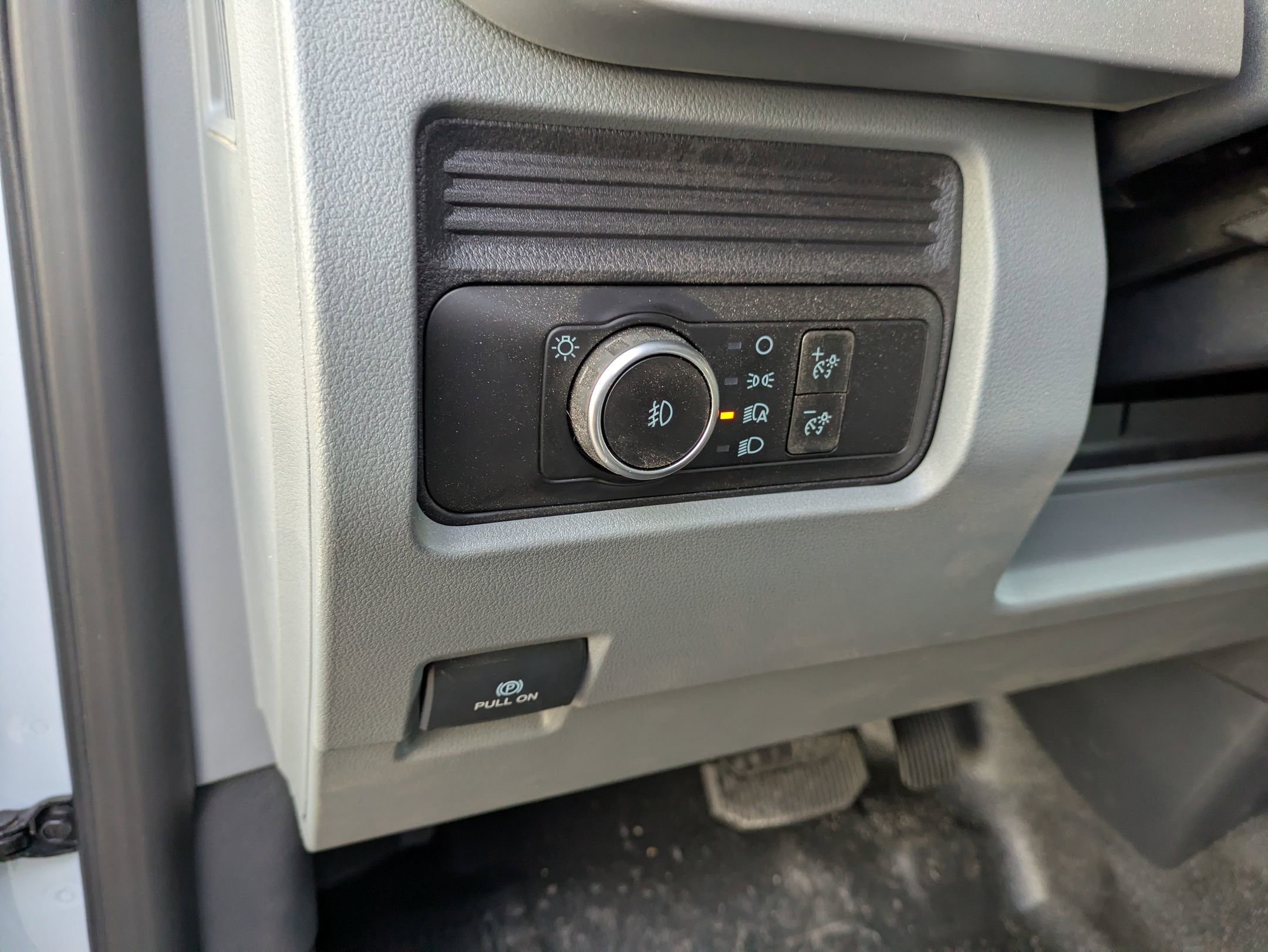 New 2026 Ford F550 4x4 Supercab Super Duty image 18