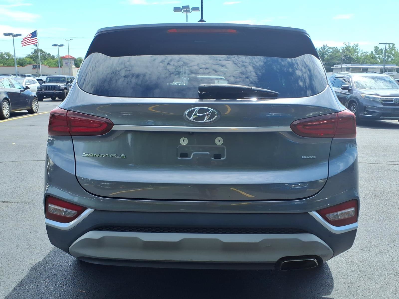 Used 2019 Hyundai Santa Fe SE AWD/4WD image 6
