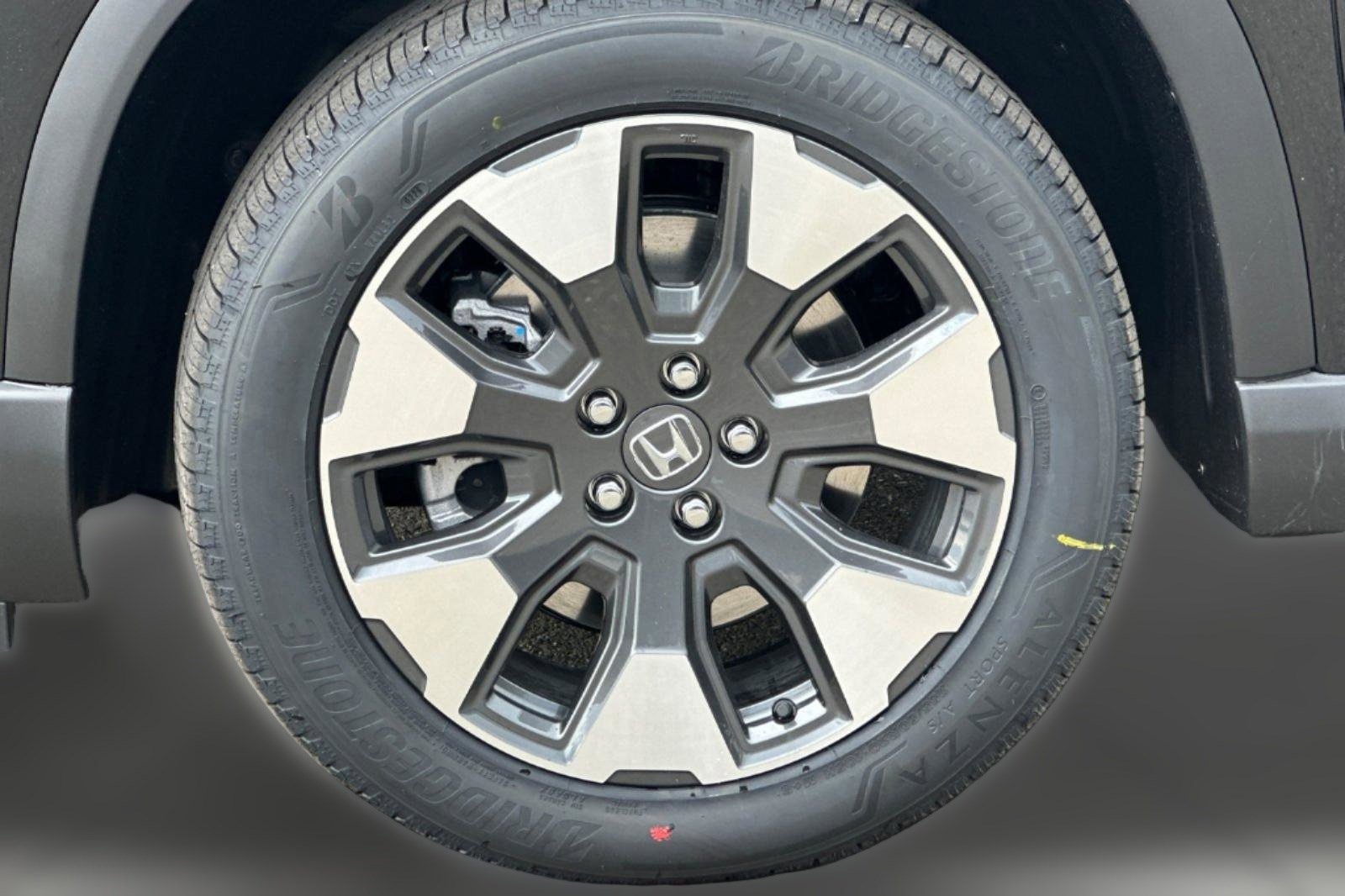 New 2026 Honda Pilot Touring image 11