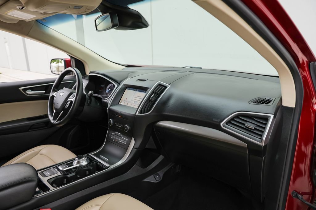 Used 2019 Ford Edge SEL w/ Equipment Group 201A FWD image 20