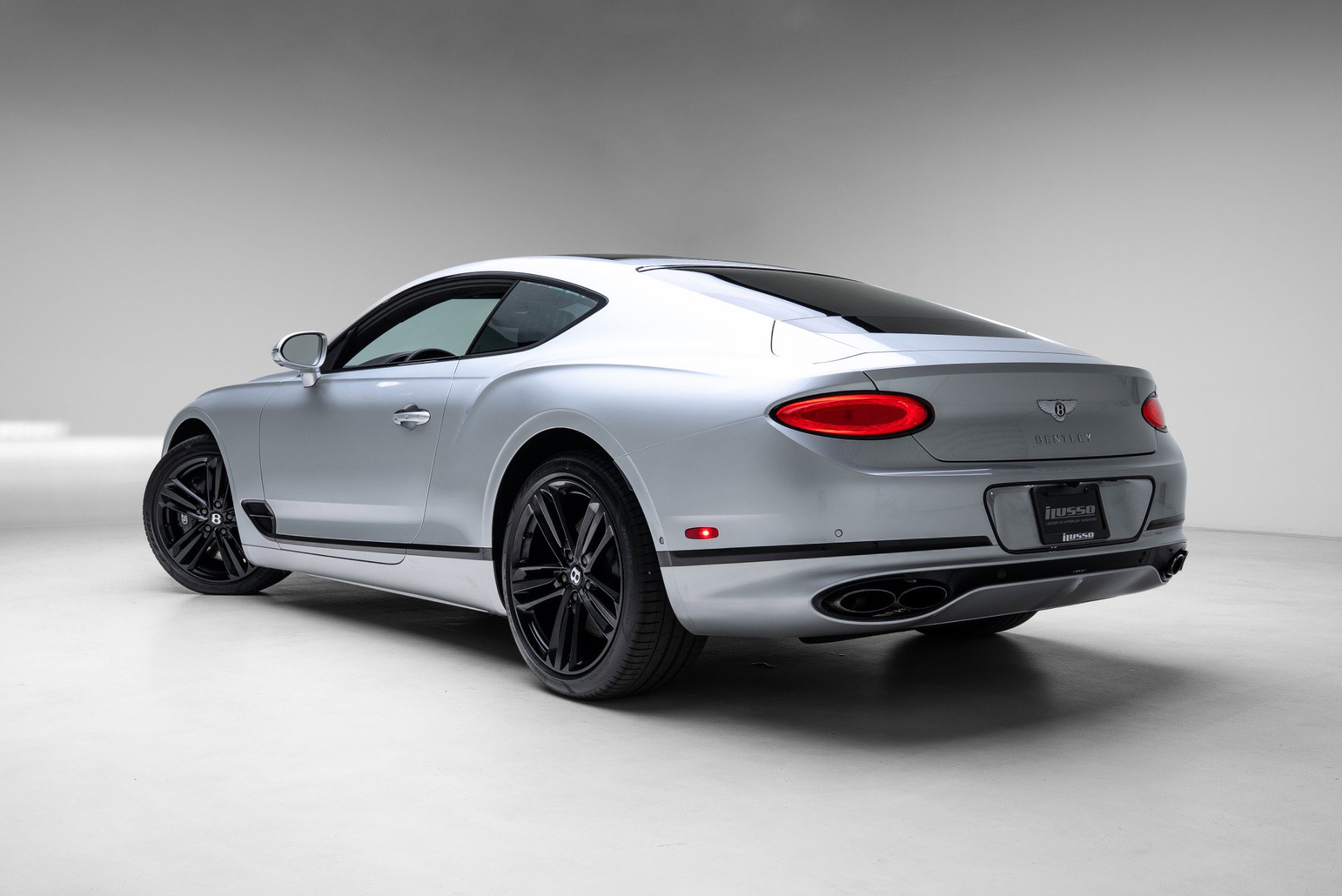 Used 2023 Bentley Continental GT Mulliner AWD/4WD image 44