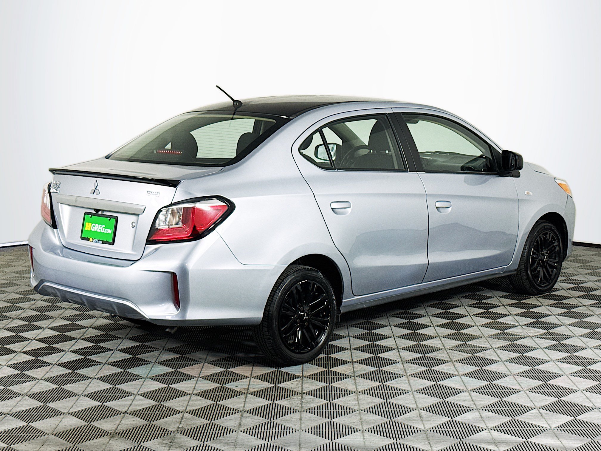 Used 2023 Mitsubishi Mirage G4 Black Edition FWD image 8