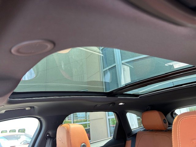 New 2026 Jaguar F-PACE R-Dynamic S image 18