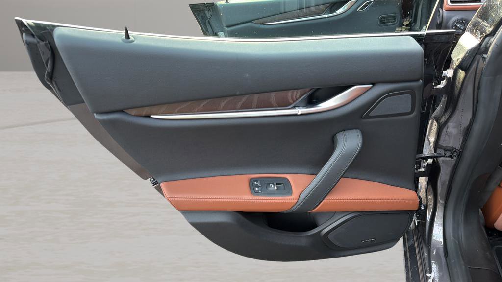 Used 2022 Maserati Ghibli Modena Q4 image 22