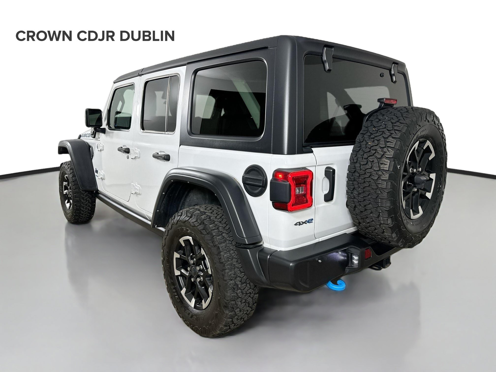 Used 2024 Jeep Wrangler Unlimited Rubicon 4xe w/ Convenience Group AWD/4WD image 8