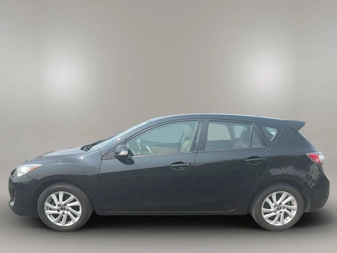 Used 2013 MAZDA MAZDA3 i Grand Touring FWD image 4
